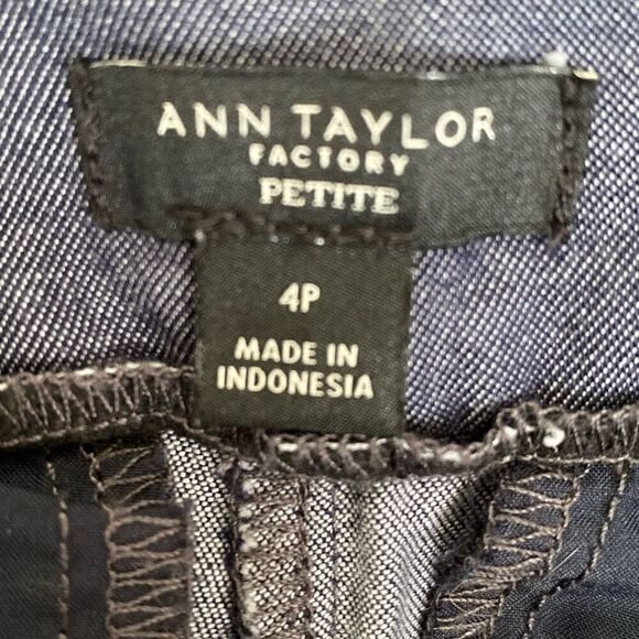 Ann Taylor Factory capri chinos size 4P - Picture 10 of 12